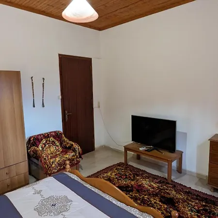 Vakantiehuis Messavrisi By Mps