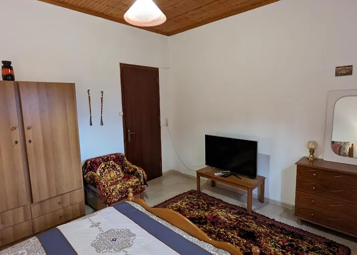 Vakantiehuis Messavrisi By Mps